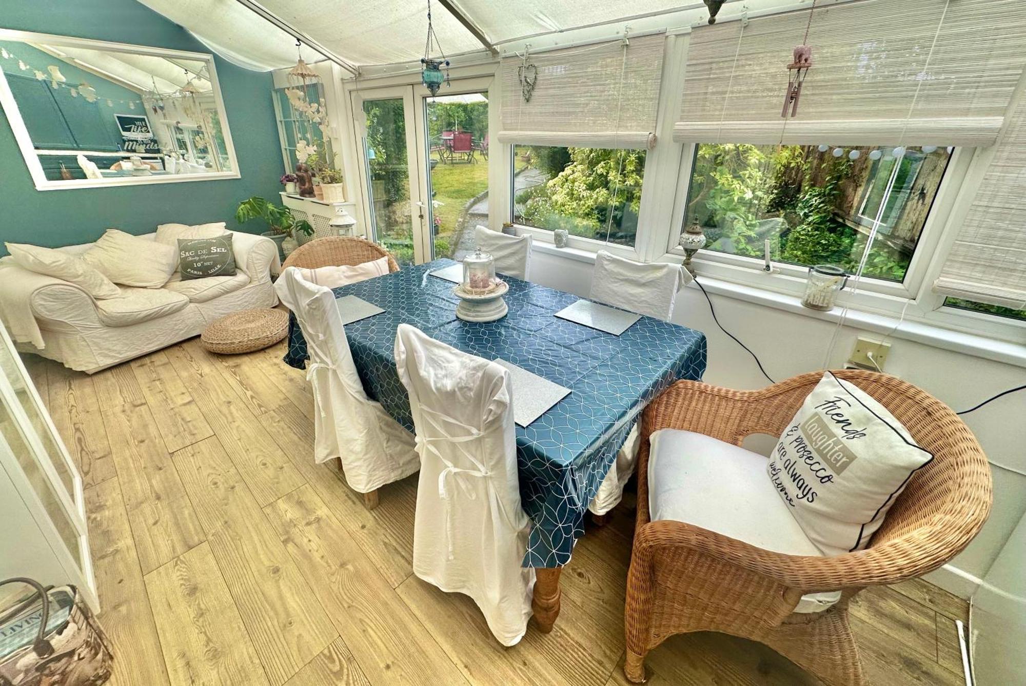 Garden Cottage - 3 Bedroom Close To Town And Beach Борнмут Экстерьер фото
